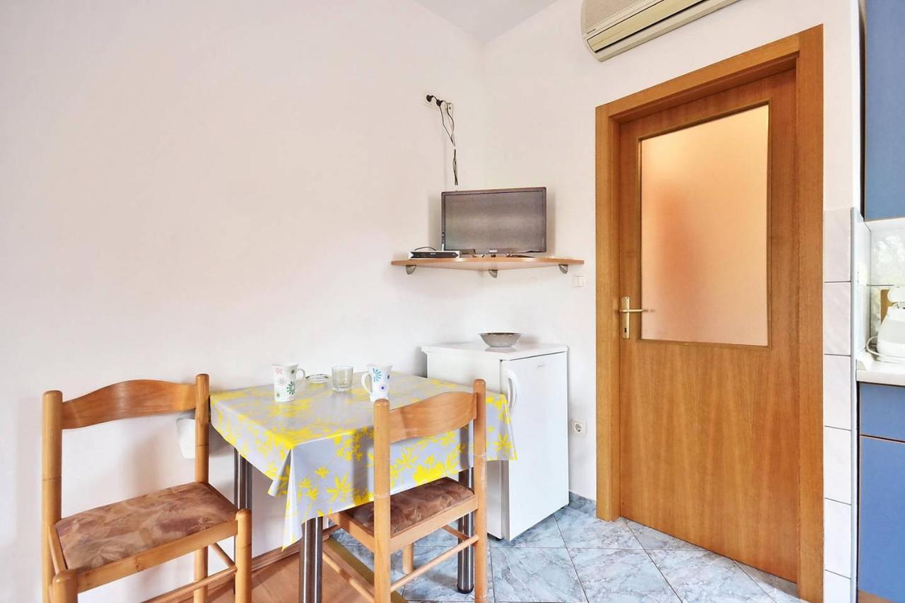 Omis - Michy Apartments Exterior photo