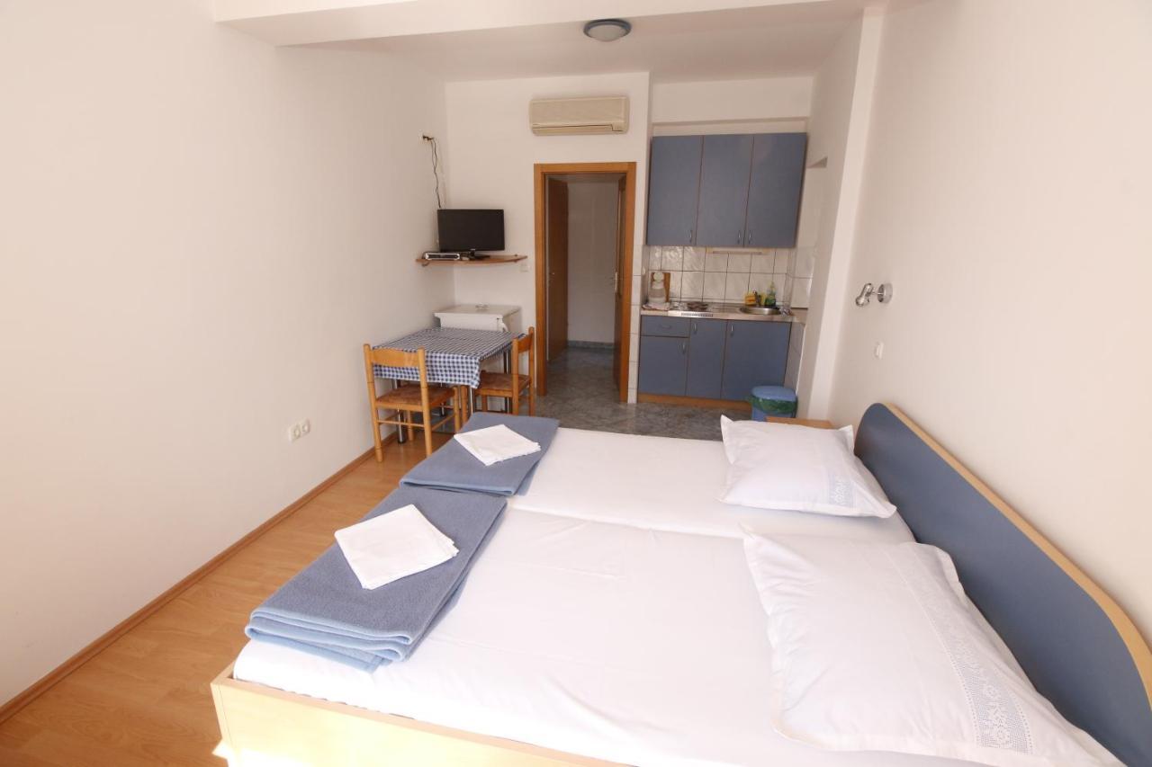 Omis - Michy Apartments Exterior photo