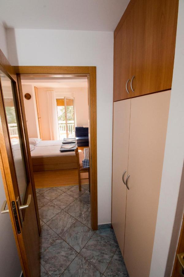 Omis - Michy Apartments Exterior photo