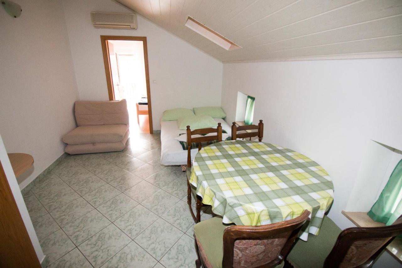 Omis - Michy Apartments Exterior photo